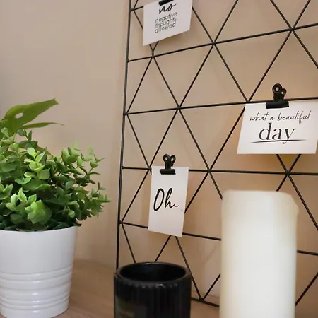 Cozy And 1bdrm Διαμέρισμα