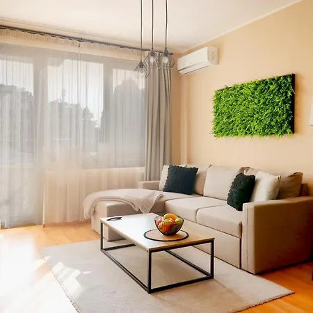 Green Cozy And Central 1bdrm Appartamento Sofia