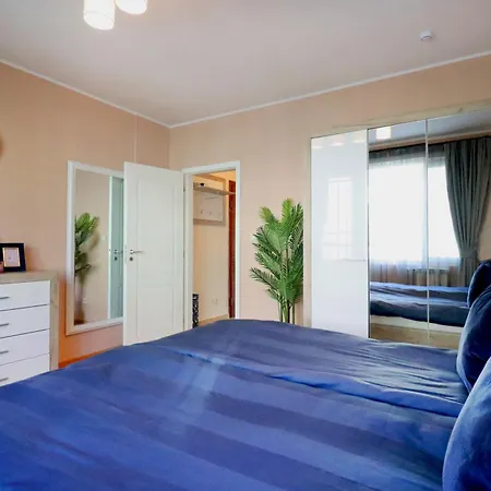 Apartment Cozy And 1bdrm *