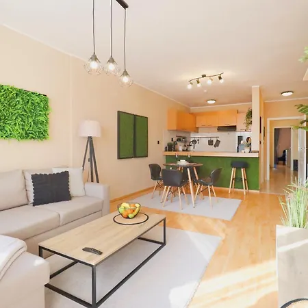 Green Cozy And Central 1bdrm Appartamento