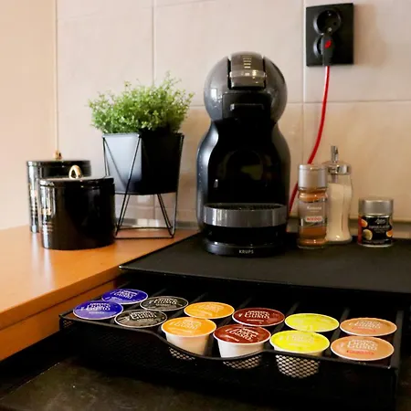 Апартаменты Cozy And 1bdrm *