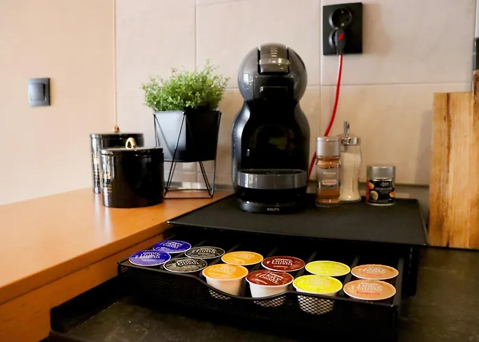 Апартамент Cozy And 1bdrm *