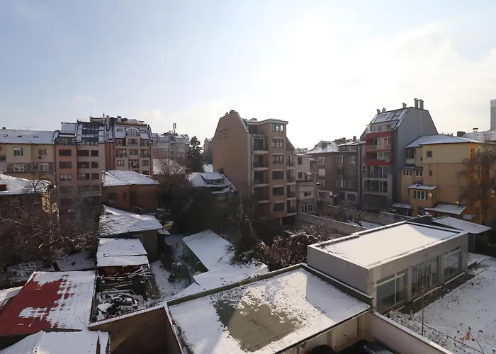 Апартамент Cozy And 1bdrm