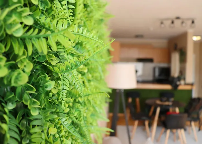 Апартамент Cozy And 1bdrm *